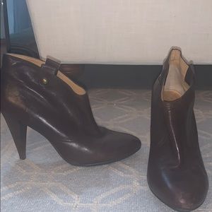 Brown leather heeled booties